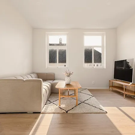 Dinbnb I The Family Dream Behind Bryggen I Renovated 2024 Apartment Bergen