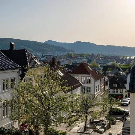 Dinbnb I The Family Dream Behind Bryggen I Renovated 2024 Apartament *